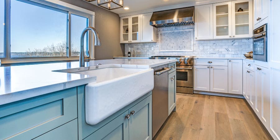 farmhouse apron sink