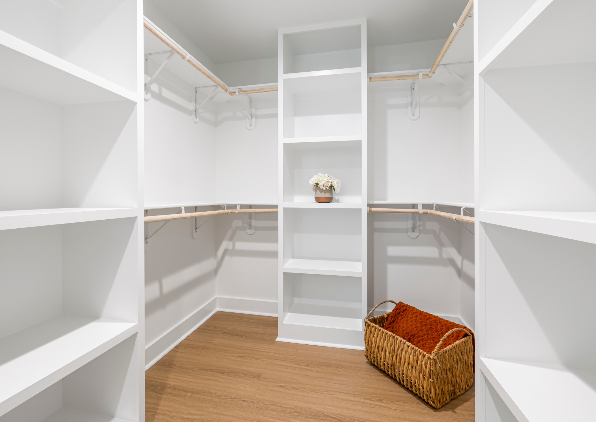 Smart Storage Solutions (2)