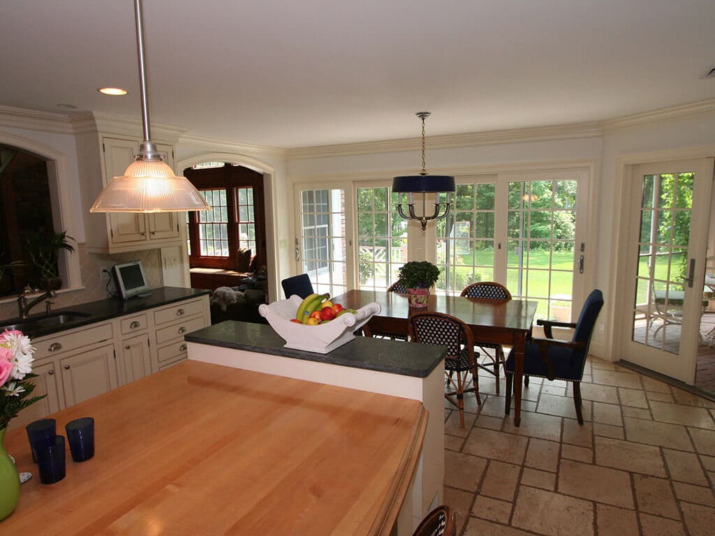 Traditionally Styled Off-White Kitchen in Mt. Lakes