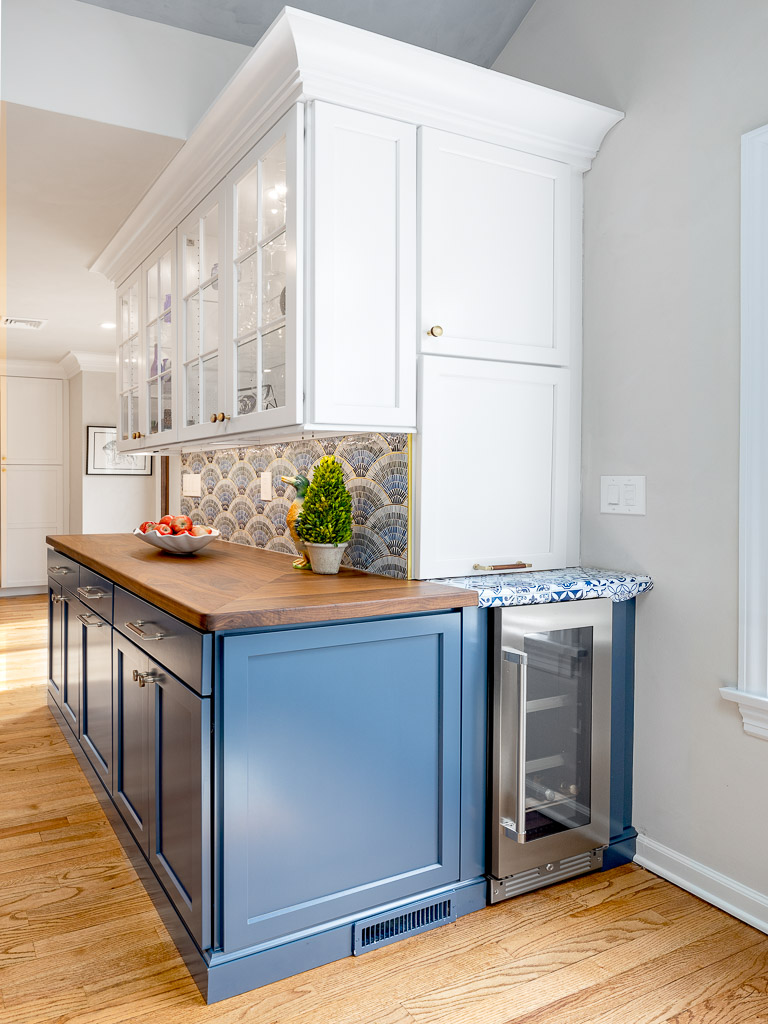 Chatham kitchen remodel with blue cabinets and custom tile backsplash